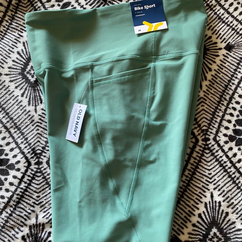 🆕 High Rise Powesoft Bike Shorts Size M 8” inseam - Picture 5 of 13